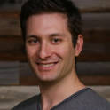 Gavin Simon headshot